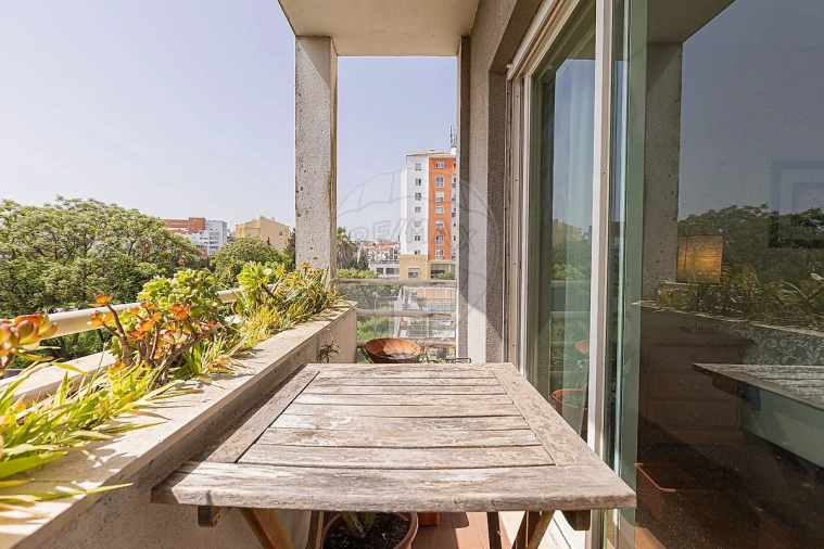 Apartamento T2 para Venda em Alfragide Foto 33