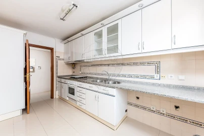 Apartamento T2 para Arrendamento em Seixal, Arrentela e Aldeia de Paio Pires