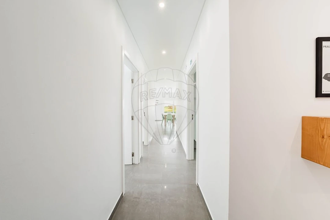 Apartamento T3 para Venda em Ferrel Foto 1