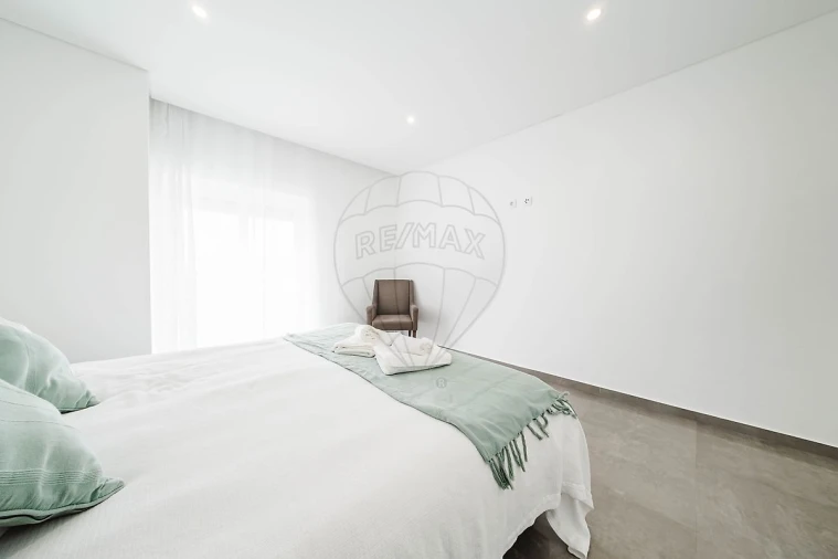 Apartamento T3 para Venda em Ferrel Foto 8