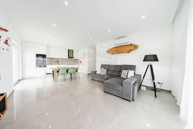 Apartamento T3 para Venda em Ferrel Foto 5