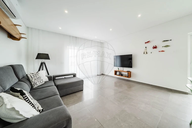 Apartamento T3 para Venda em Ferrel Foto 3