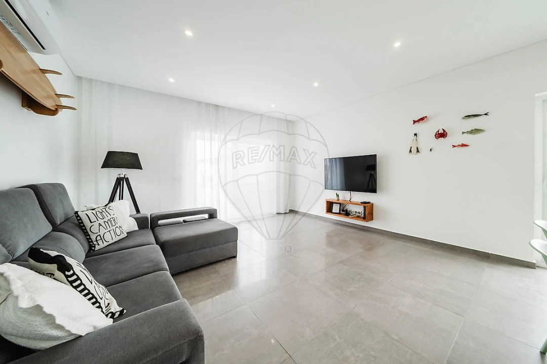 Apartamento T3 para Venda em Ferrel Foto 3