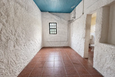 Moradia T2 para Venda em Abragão