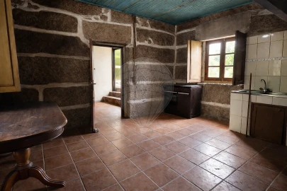 Moradia T2 para Venda em Abragão