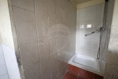 Moradia T2 para Venda em Abragão