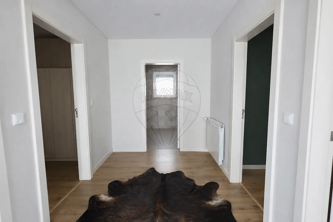 Moradia T3 para Venda em Abragão Foto 34