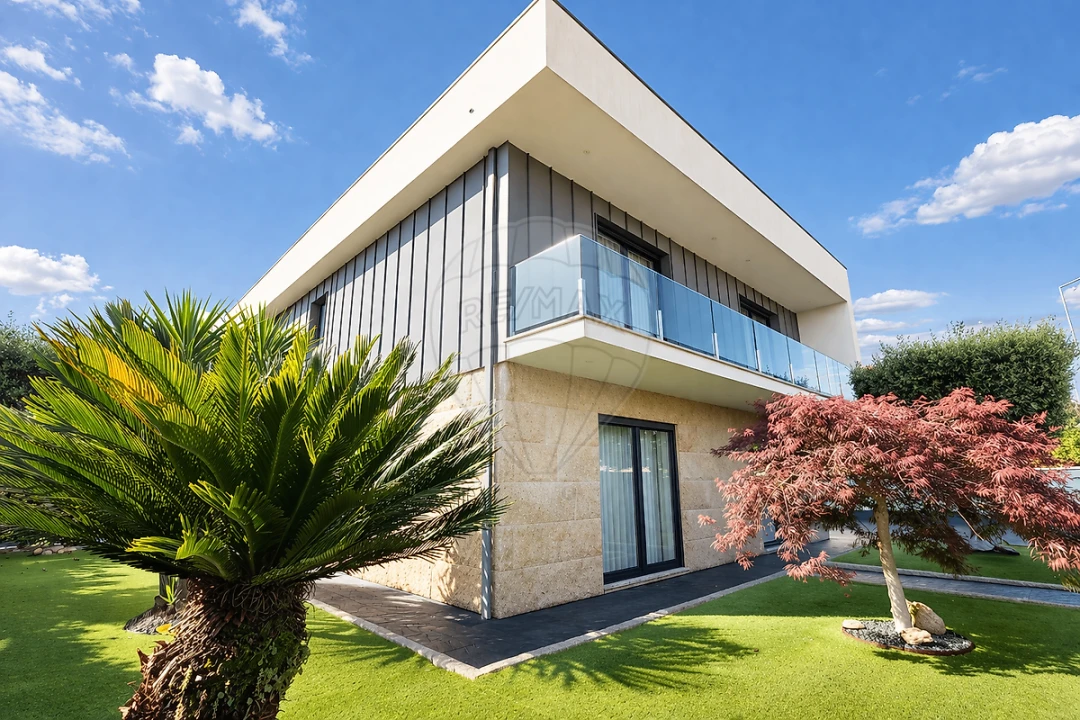 Moradia T3 para Venda em Abragão Foto 42