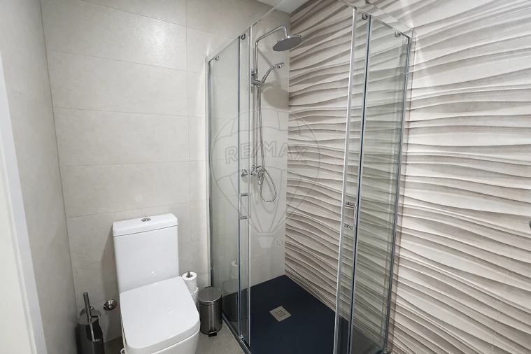 Moradia T3 para Venda em Abragão Foto 25