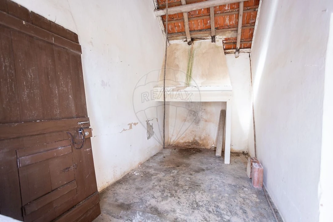 Moradia T1 para Venda em Coruche, Fajarda e Erra Foto 2