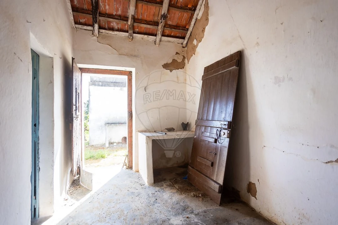 Moradia T1 para Venda em Coruche, Fajarda e Erra Foto 1