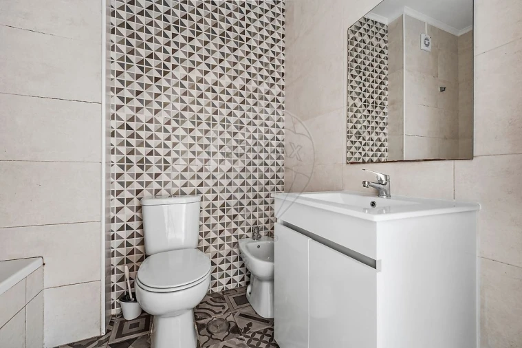 Apartamento T2 para Venda em Barreiro e Lavradio Foto 6