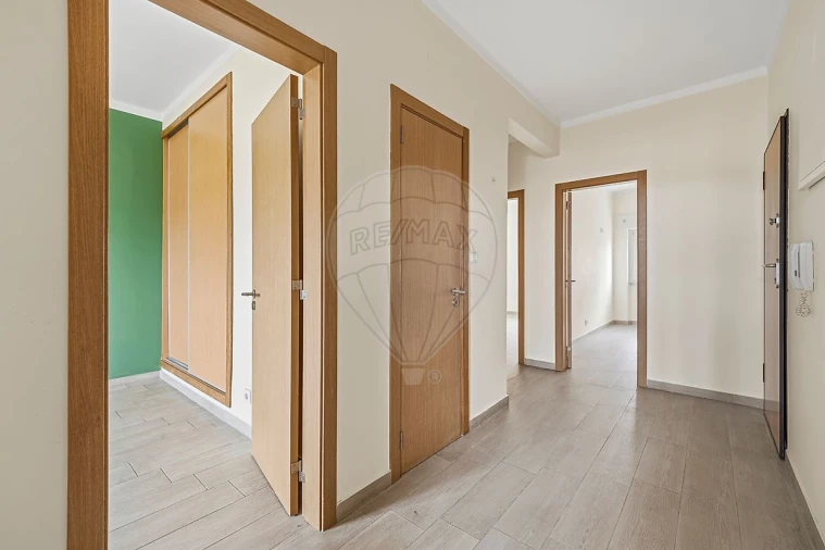 Apartamento T2 para Venda em Barreiro e Lavradio Foto 8