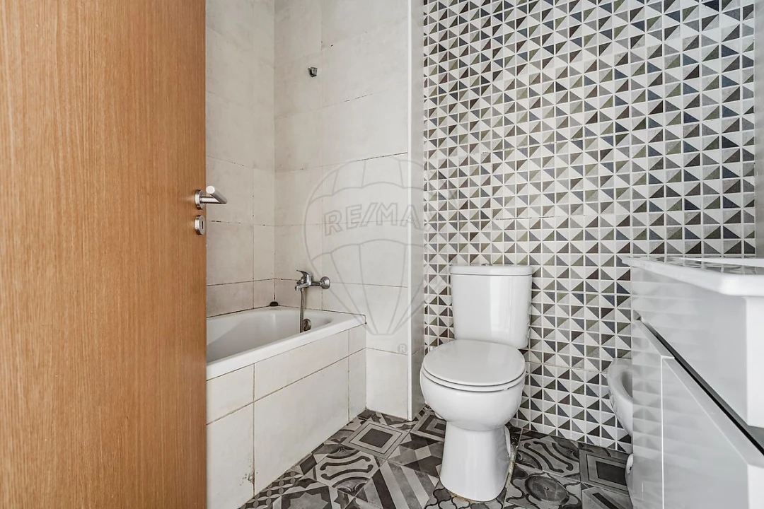 Apartamento T2 para Venda em Barreiro e Lavradio Foto 7