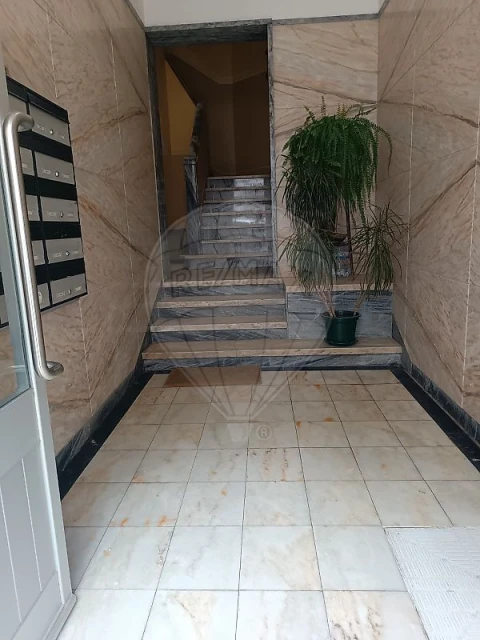 Apartamento T2 para Arrendamento em Ajuda