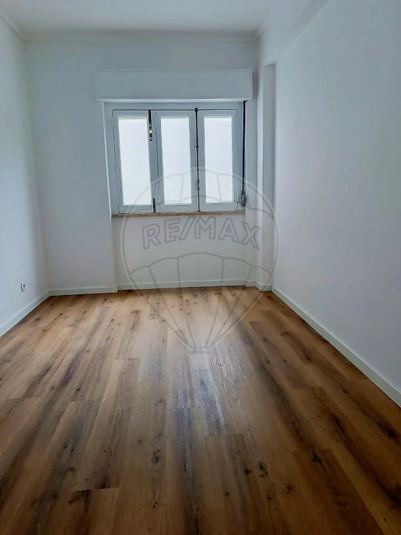 Apartamento T2 para Arrendamento em Ajuda Foto 15