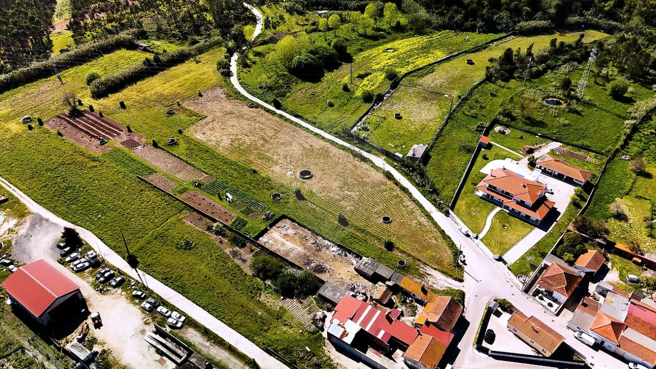 Terreno para Venda em Lavos Foto 3