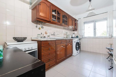 Apartamento T1 para Venda em Agualva e Mira-Sintra