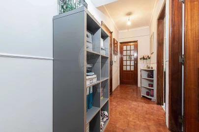 Apartamento T1 para Venda em Agualva e Mira-Sintra