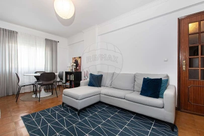 Apartamento T1 para Venda em Agualva e Mira-Sintra