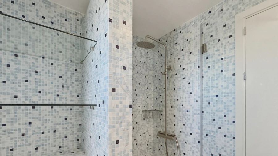 Apartamento T2 para Venda em Caparica e Trafaria Foto 5