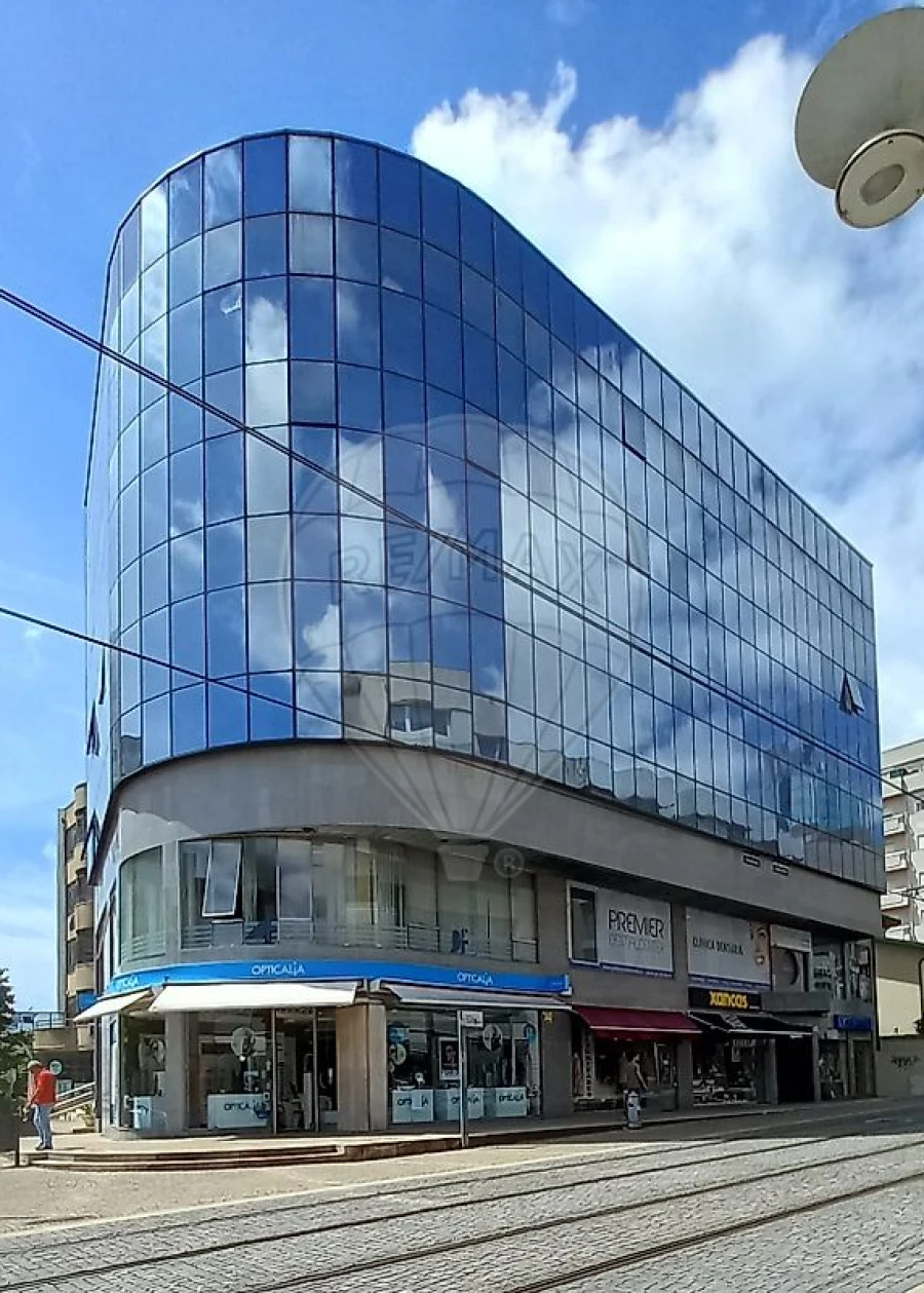 Escritório para Arrendamento em Cidade da Maia Foto 2