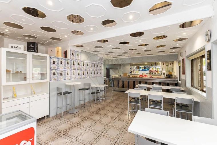 Negócio para Venda em Cidade da Maia Foto 7