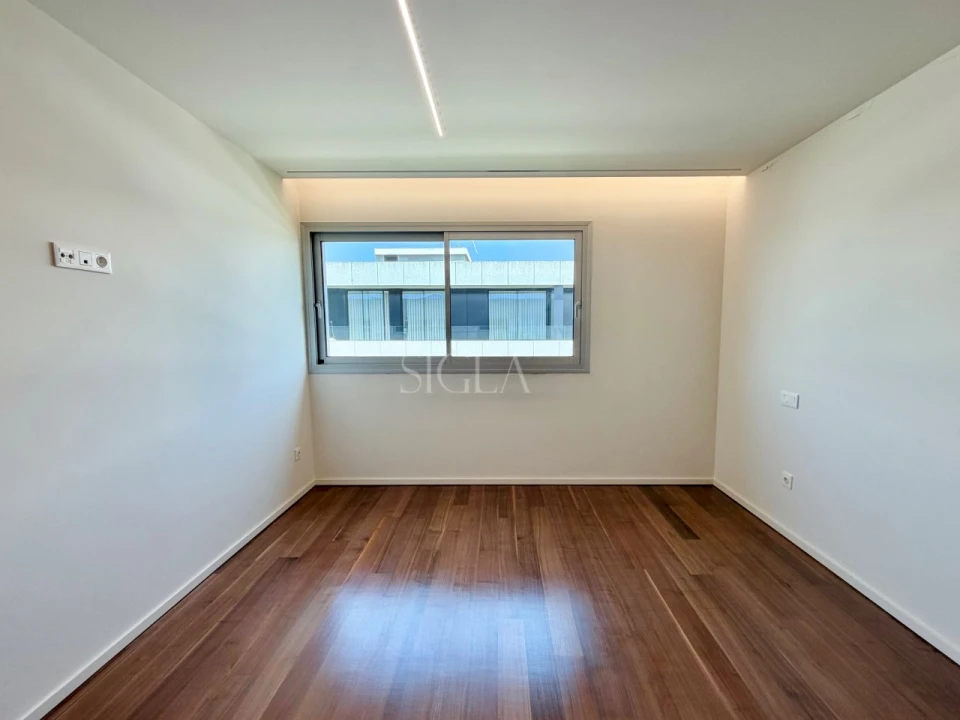 Apartamento T3 para Arrendamento em Canidelo Foto 16