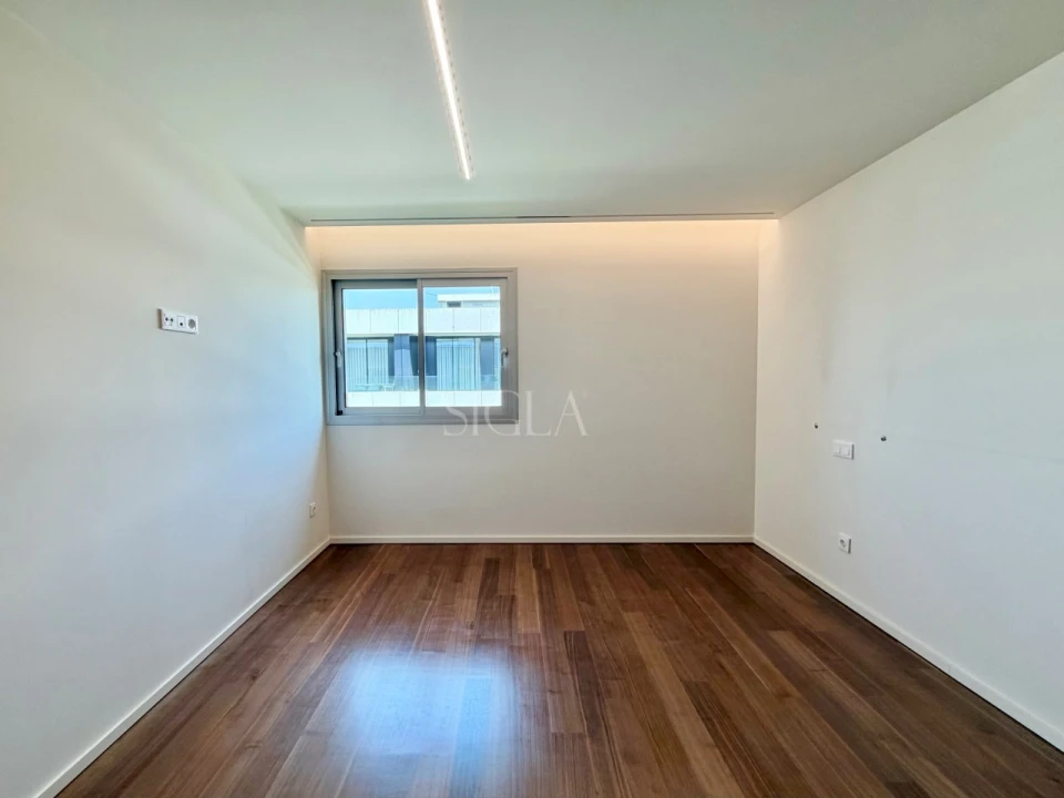 Apartamento T3 para Arrendamento em Canidelo Foto 21
