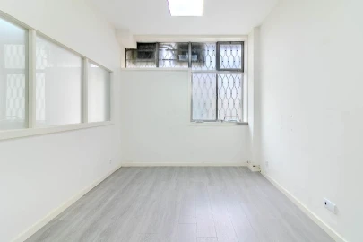 Loja para Arrendamento em Paranhos