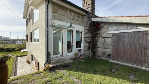 Moradia T4 para Venda em Póvoa de Varzim, Beiriz e Argivai