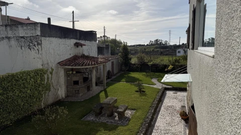 Moradia T4 para Venda em Póvoa de Varzim, Beiriz e Argivai