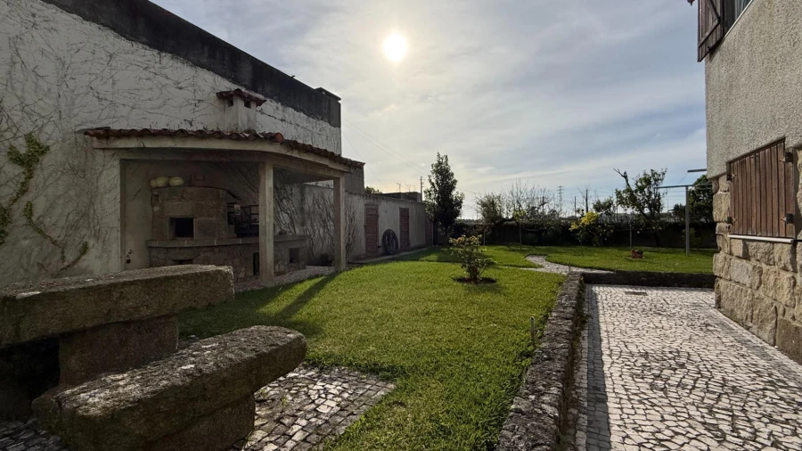 Moradia T4 para Venda em Póvoa de Varzim, Beiriz e Argivai Foto 30