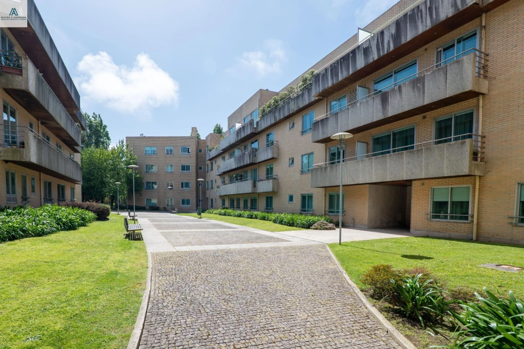 Apartamento T3 para Venda em Lordelo do Ouro e Massarelos Foto 48