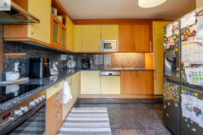 Apartamento T3 para Venda em Lordelo do Ouro e Massarelos