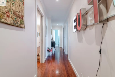Apartamento T3 para Venda em Lordelo do Ouro e Massarelos