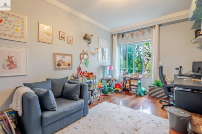 Apartamento T3 para Venda em Lordelo do Ouro e Massarelos