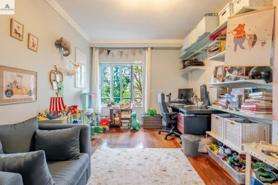 Apartamento T3 para Venda em Lordelo do Ouro e Massarelos