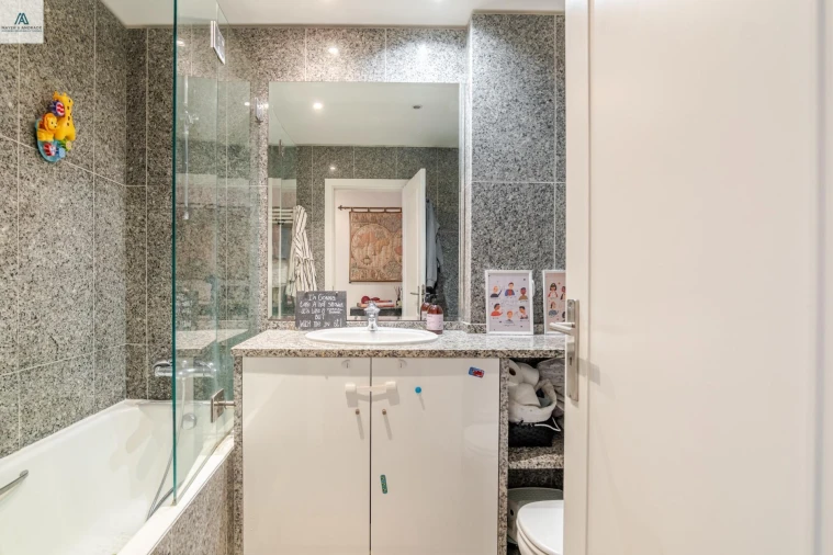 Apartamento T3 para Venda em Lordelo do Ouro e Massarelos Foto 36