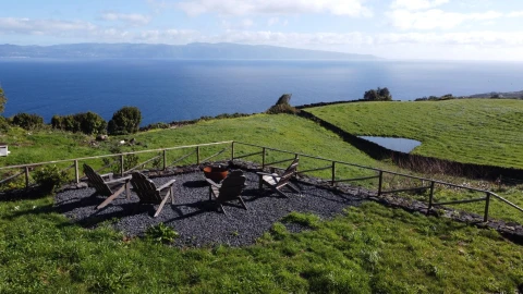 Moradia T3 para Venda em Ribeirinha