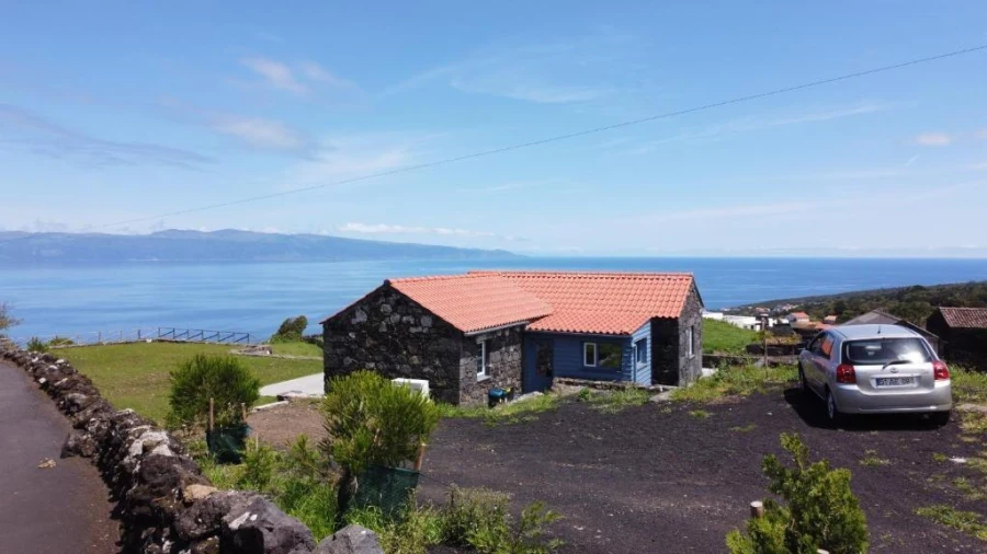 Moradia T3 para Venda em Ribeirinha