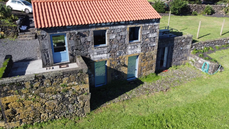 Moradia T3 para Venda em Ribeirinha Foto 27