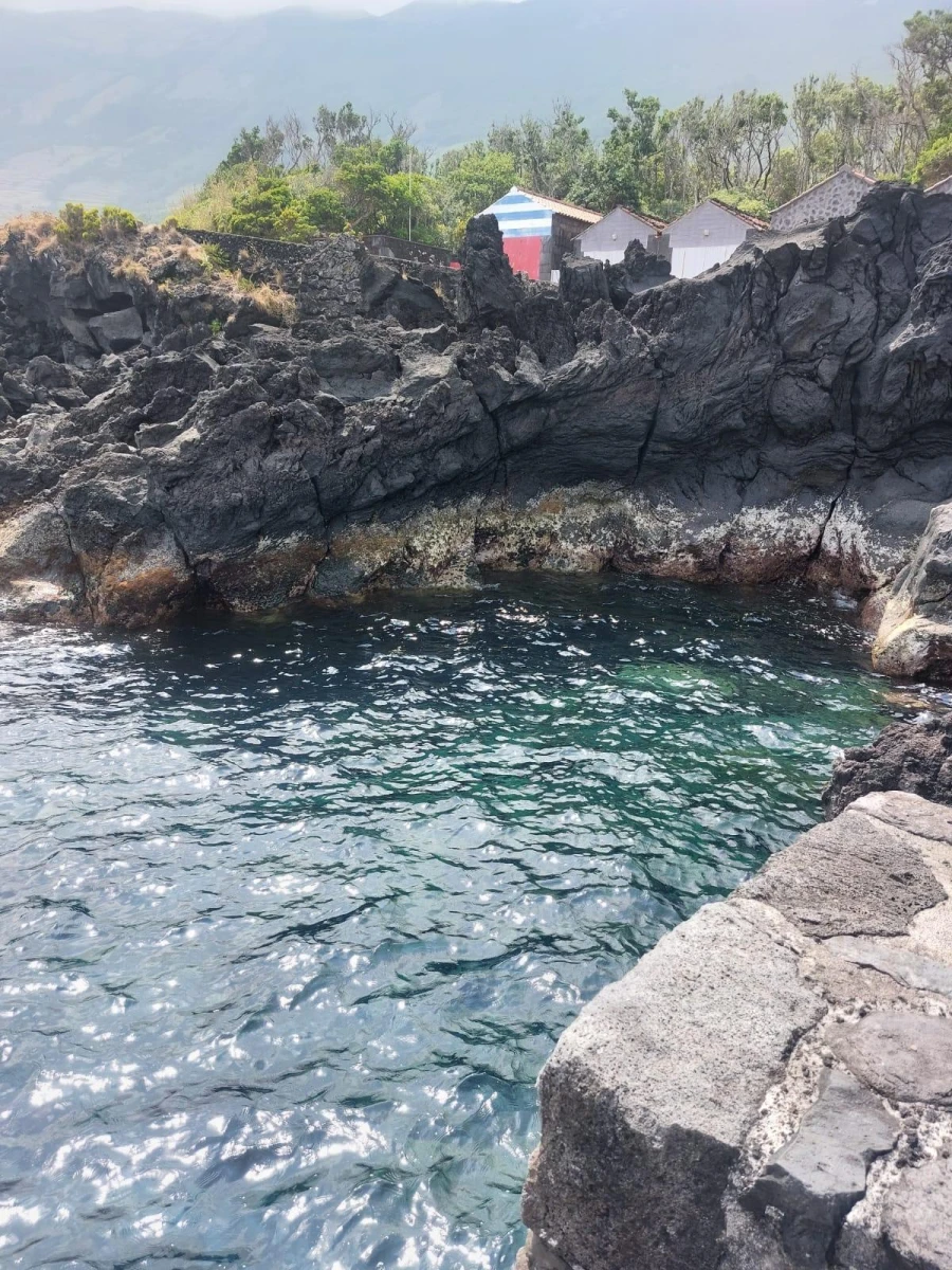 Moradia T3 para Venda em Ribeirinha Foto 31