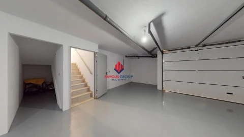 Moradia T4 para Venda em Estômbar e Parchal