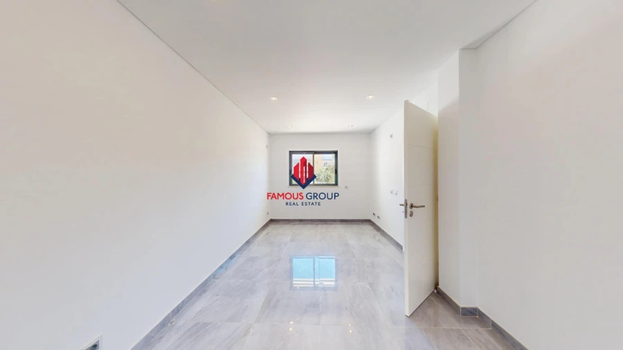 Moradia T4 para Venda em Estômbar e Parchal Foto 42