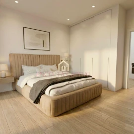 Apartamento T1 para Venda em Carcavelos e Parede