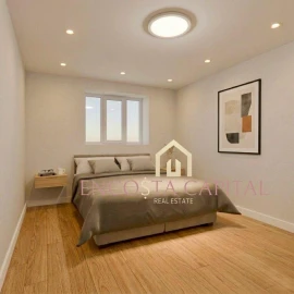 Apartamento T1 para Venda em Carcavelos e Parede