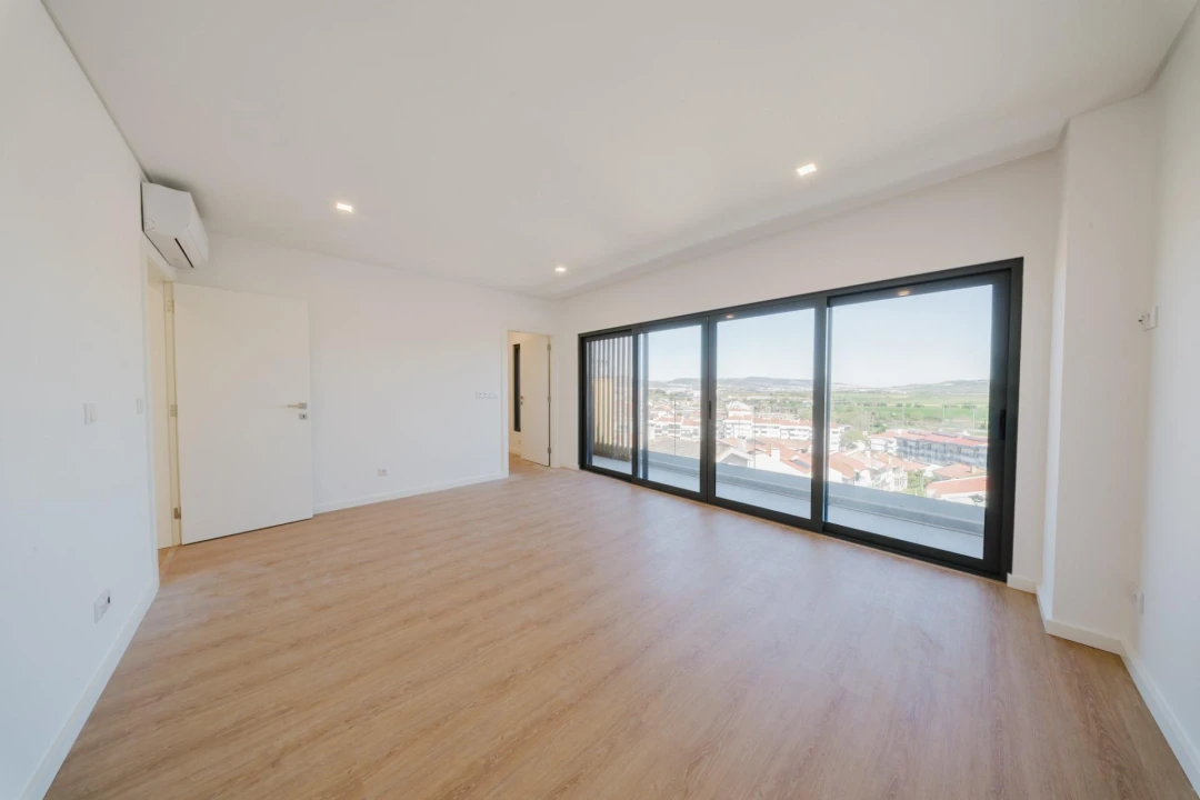 Moradia T5 para Venda em Loures Foto 31