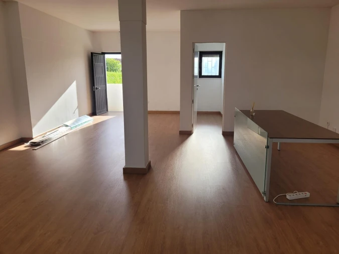 Negócio para Arrendamento em São João das Lampas e Terrugem Foto 4