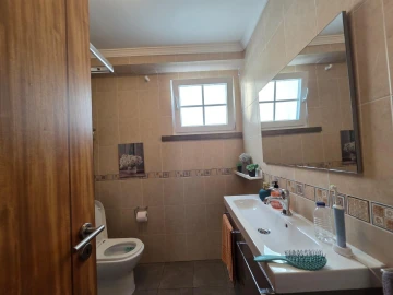 Moradia T3 para Venda em Rio de Mouro